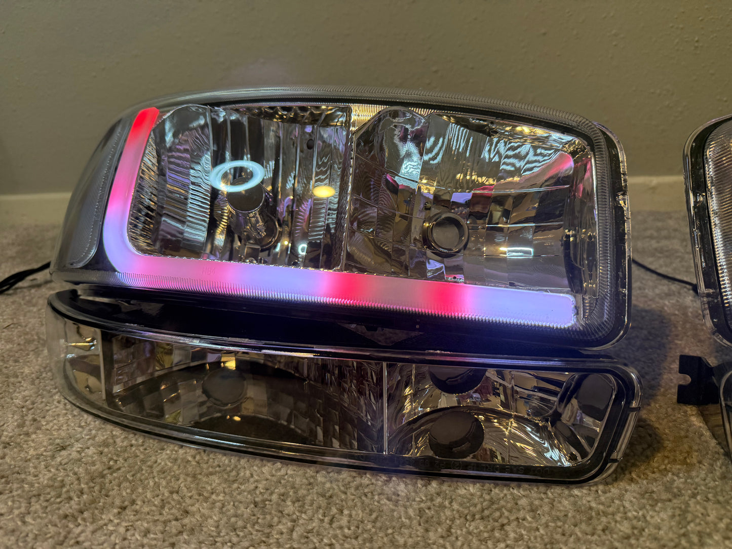 CUSTOM ‼️ CLEAR RGB 🔴🟢🔵 SIERRA 2000-2007 HEADLIGHTS